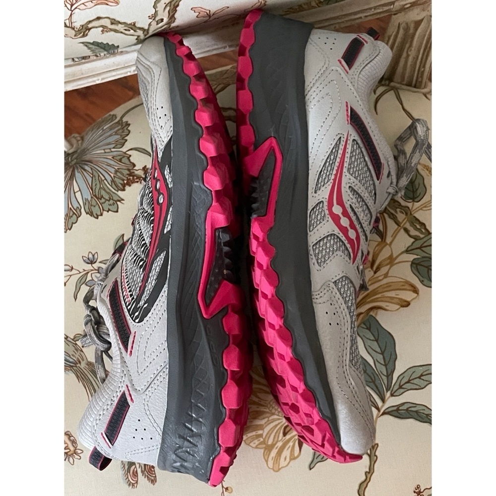 Saucony Excursion TR13 Trail Running Shoes Sneakers Grey Pink Size 8.5 - Picture 4 of 15